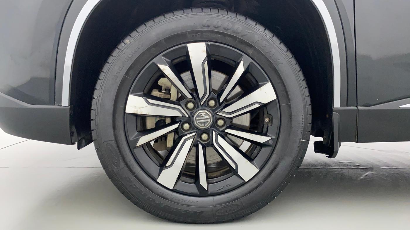 2019 MG HECTOR SHARP DCT PETROL, Petrol, Automatic, 34,434 km, Left Front Wheel