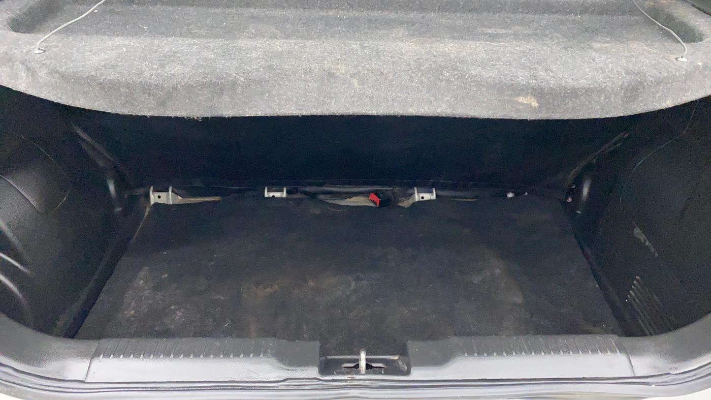 2018 Maruti Swift VXI AMT D, Petrol, Automatic, 70,210 km, Boot Inside