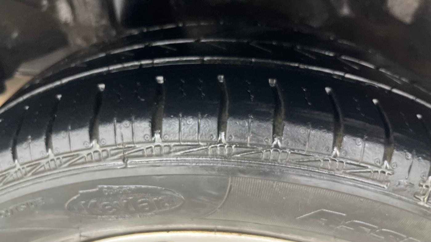2015 Honda Amaze 1.2L I-VTEC VX AT, Petrol, Automatic, 86,211 km, Right Rear Tyre Tread