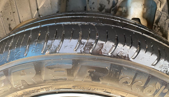 2024 Mahindra XUV 3XO AX5 1.2 L TCMPFI AT, Petrol, Automatic, 41,138 km, Right Rear Tyre Tread