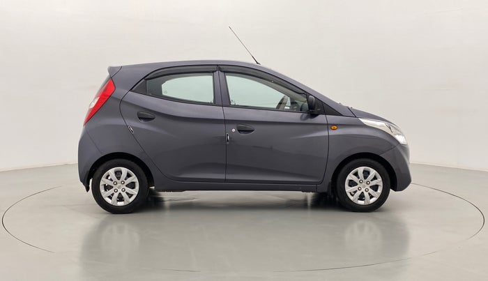 2015 Hyundai Eon MAGNA PLUS, Petrol, Manual, 54,862 km, Right Side View