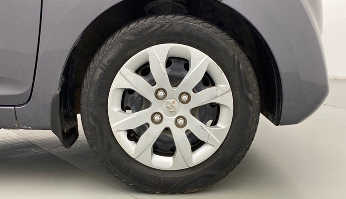 2015 Hyundai Eon MAGNA PLUS, Petrol, Manual, 54,862 km, Right Front Wheel