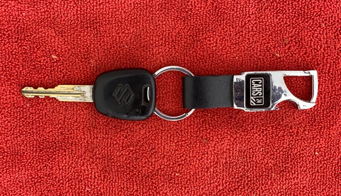 2013 Maruti Alto K10 VXI, Petrol, Manual, 70,121 km, Key Close Up