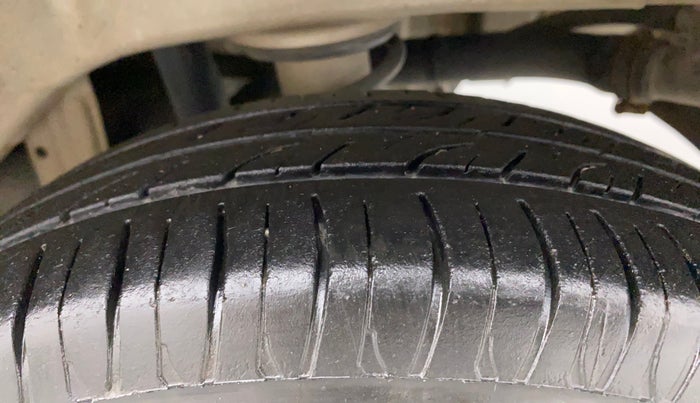 2013 Maruti Alto K10 VXI, Petrol, Manual, 70,121 km, Left Rear Tyre Tread