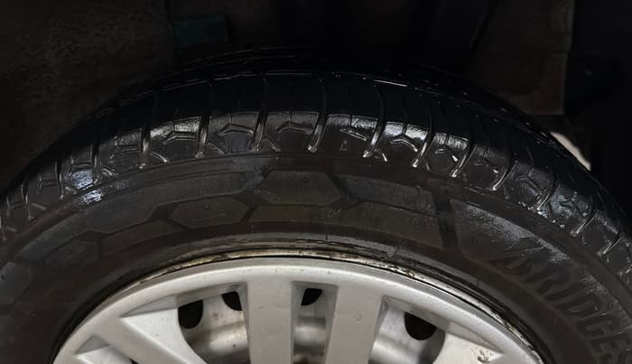 2024 Hyundai GRAND I10 NIOS ERA 1.2 KAPPA VTVT, Petrol, Manual, 16,568 km, Left Rear Tyre Tread