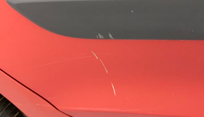 2012 Maruti Swift VXI, Petrol, Manual, 78,249 km, Right rear door - Minor scratches