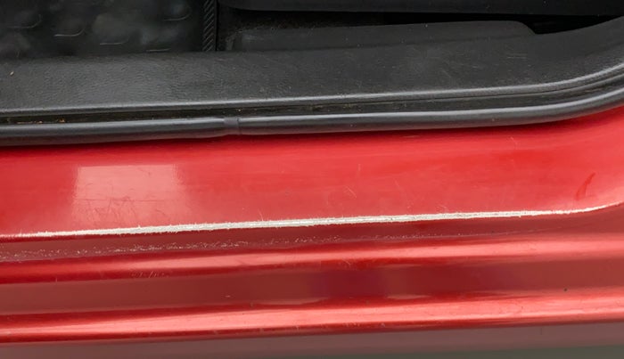 2012 Maruti Swift VXI, Petrol, Manual, 78,249 km, Left running board - Minor scratches
