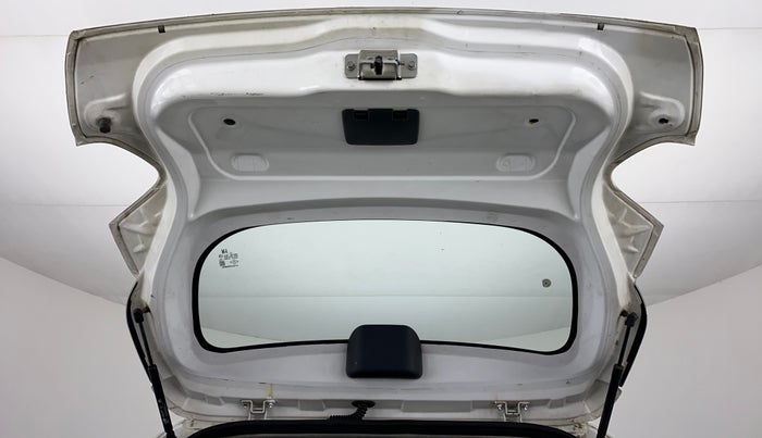 2016 Renault Kwid RXT, Petrol, Manual, Boot Door Open