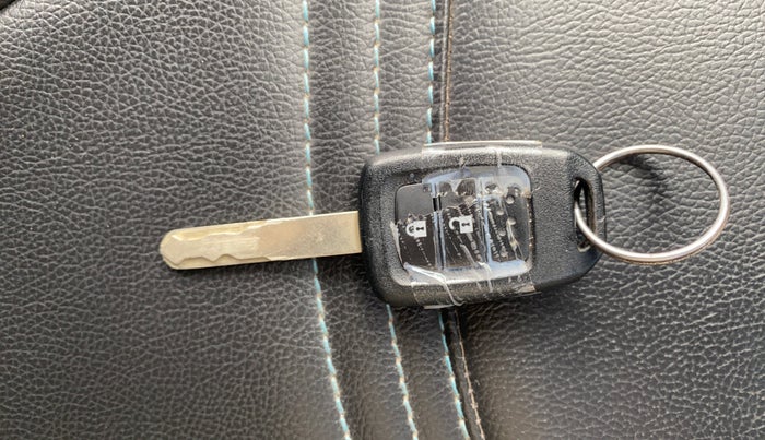 2016 Honda Jazz 1.2L I-VTEC SV, Petrol, Manual, 32,891 km, Key Close Up