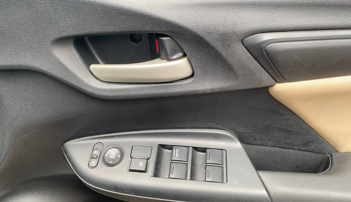 2016 Honda Jazz 1.2L I-VTEC SV, Petrol, Manual, 32,891 km, Driver Side Door Panels Control