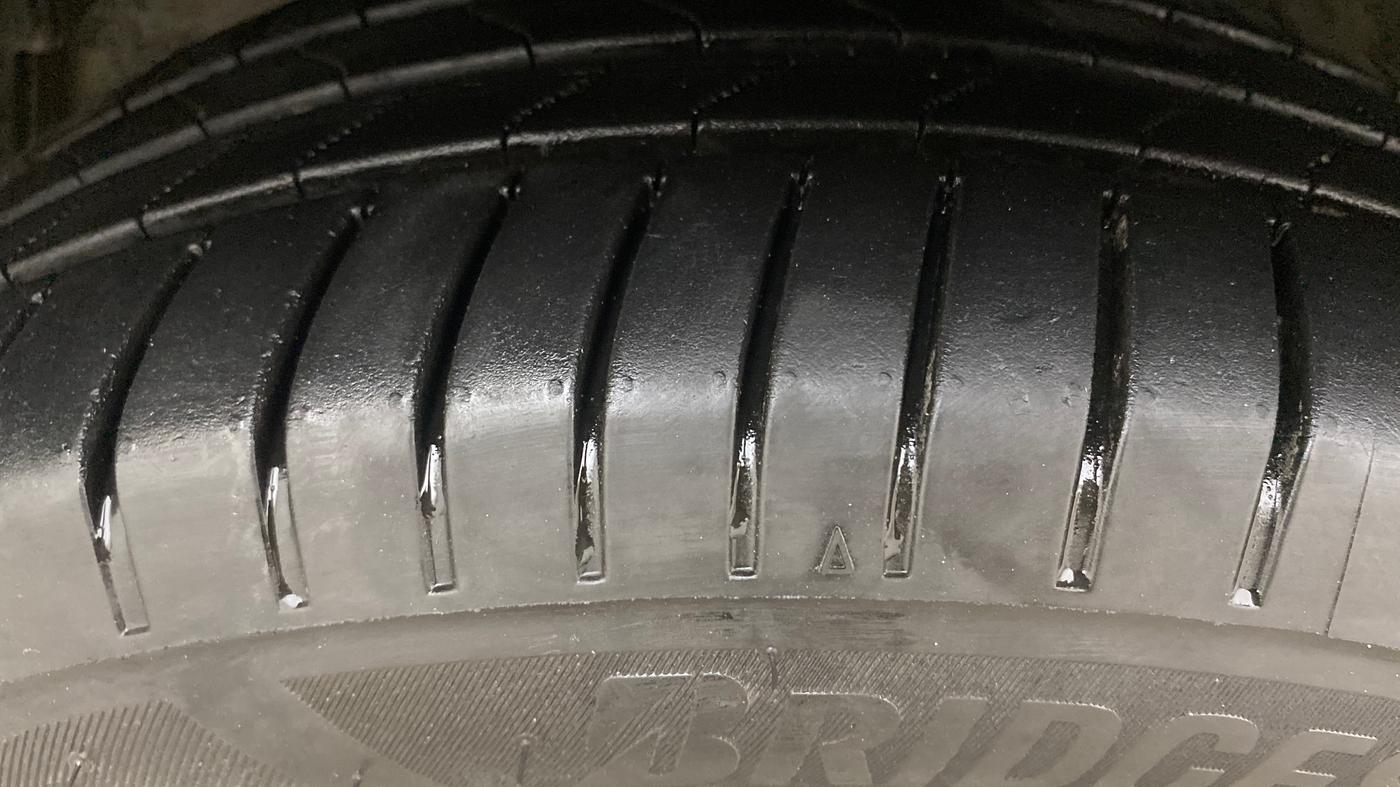 2016 Honda Jazz 1.2L I-VTEC V AT, Petrol, Automatic, 38,735 km, Left Front Tyre Tread