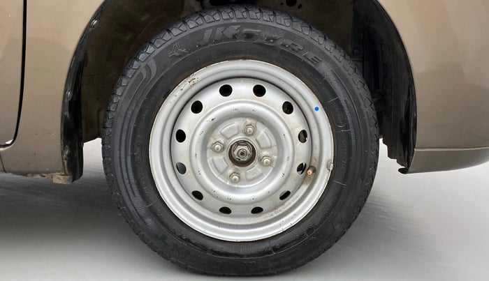 2010 Maruti Wagon R 1.0 LXI, Petrol, Manual, 27,970 km, Right Front Wheel