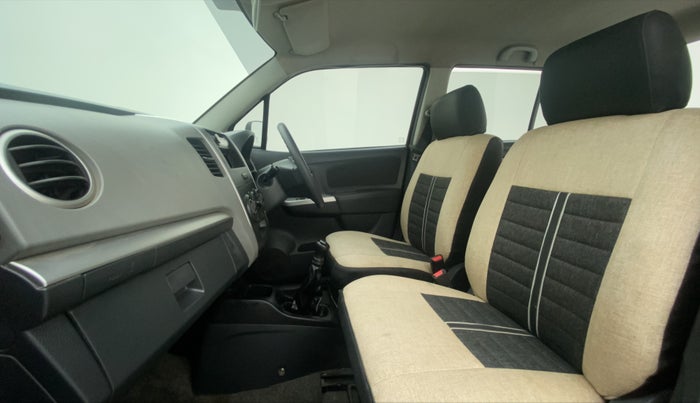 2010 Maruti Wagon R 1.0 LXI, Petrol, Manual, 27,970 km, Right Side Front Door Cabin