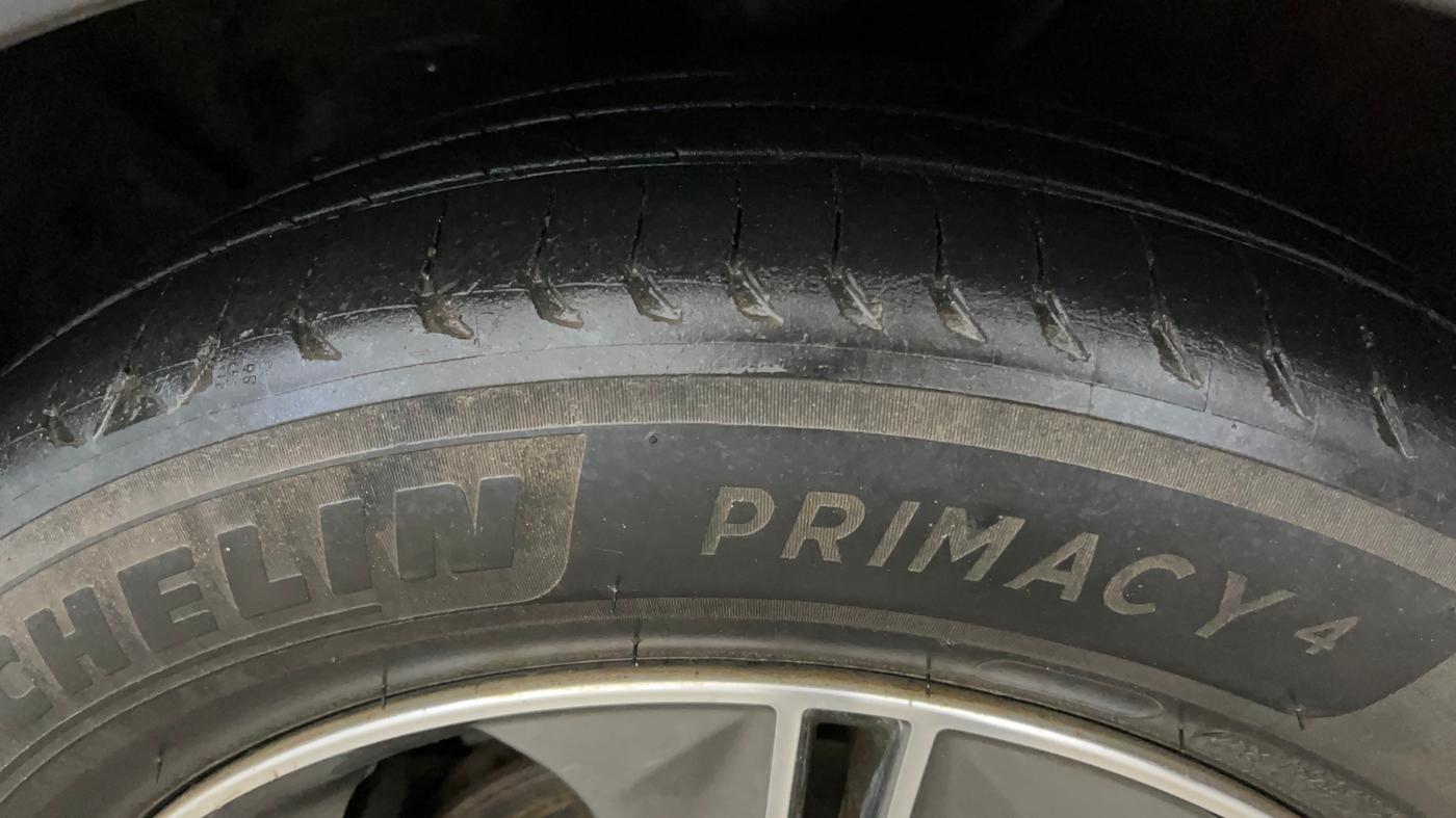 2016 Hyundai Creta SX PLUS AT 1.6 PETROL, Petrol, Automatic, 78,090 km, Left Front Tyre Tread