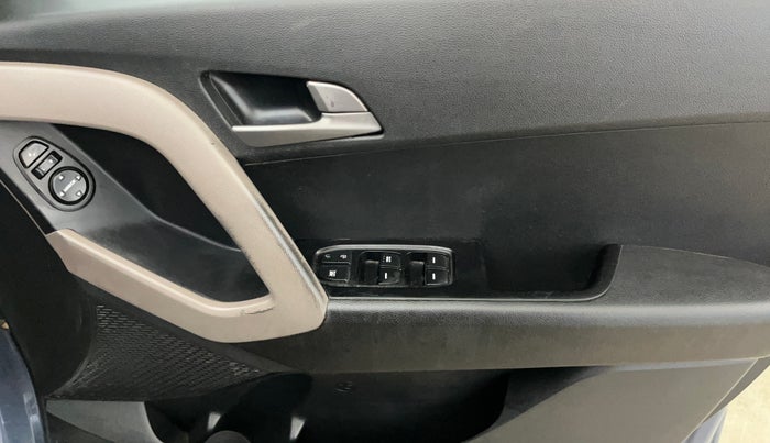 2016 Hyundai Creta SX PLUS AT 1.6 PETROL, Petrol, Automatic, 74,950 km, Driver Side Door Panels Control