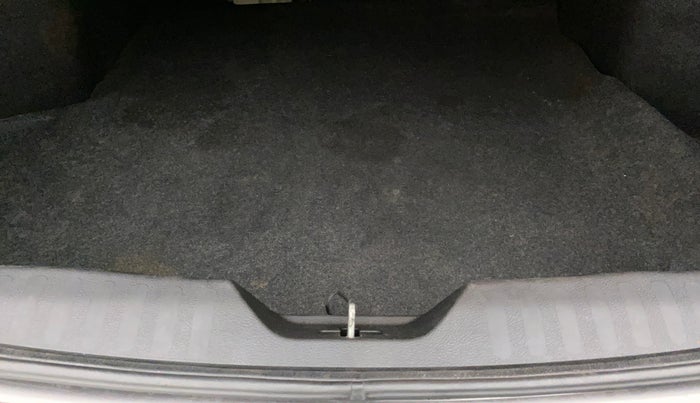 2018 Maruti Ciaz DELTA DIESEL 1.3, Diesel, Manual, 50,430 km, Boot Inside