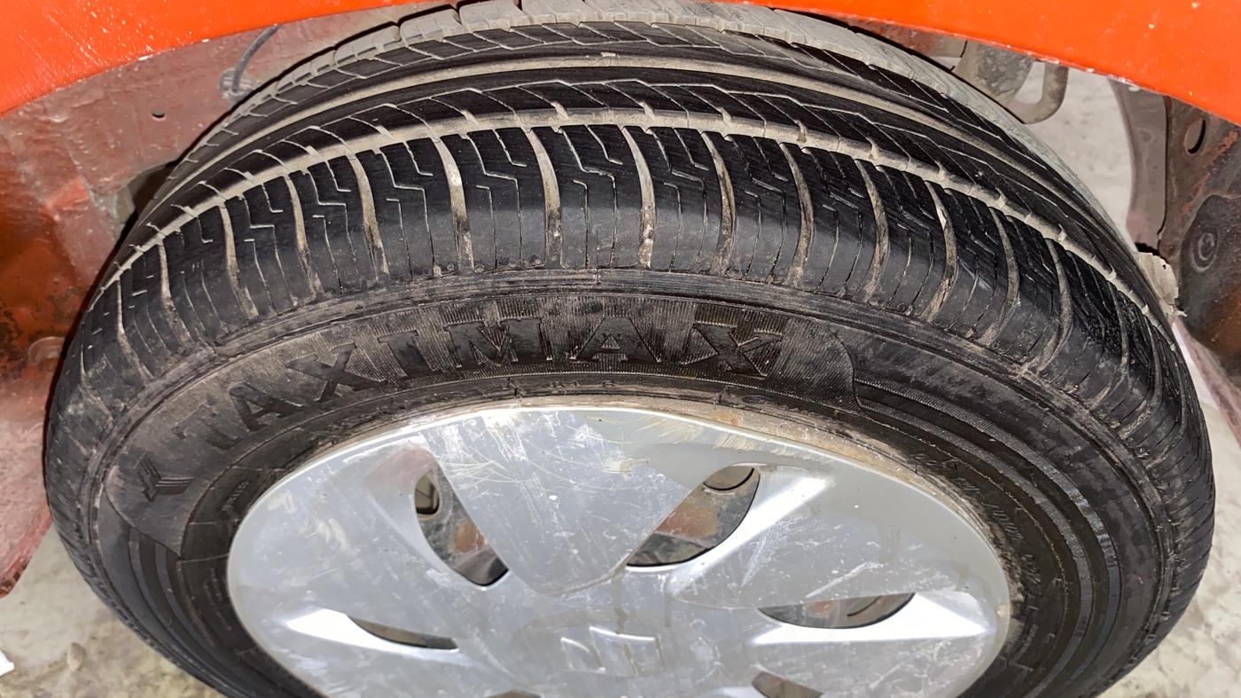 2019 Maruti Celerio VXI (O) CNG, CNG, Manual, 69,614 km, Left Rear Tyre Tread