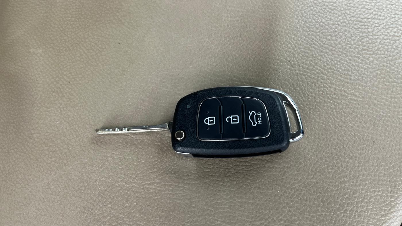 2016 Hyundai Xcent SX 1.2, Petrol, Manual, 59,711 km, Key Close Up