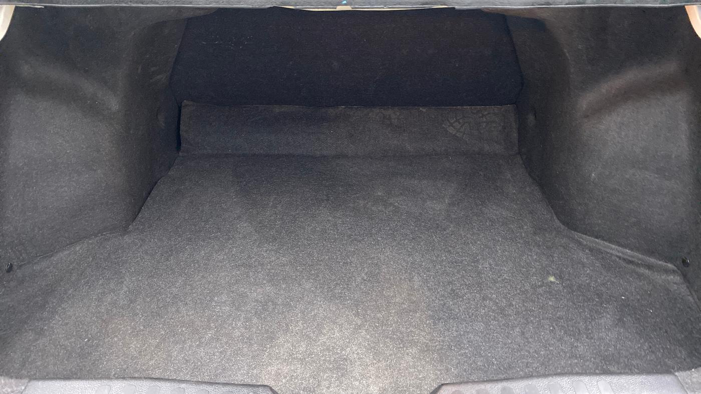 2015 Maruti Ciaz VXI PLUS, Petrol, Manual, 73,292 km, Boot Inside