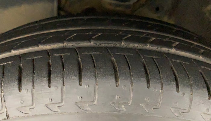 2017 Maruti IGNIS ZETA 1.2 AMT, Petrol, Automatic, 30,005 km, Left Front Tyre Tread