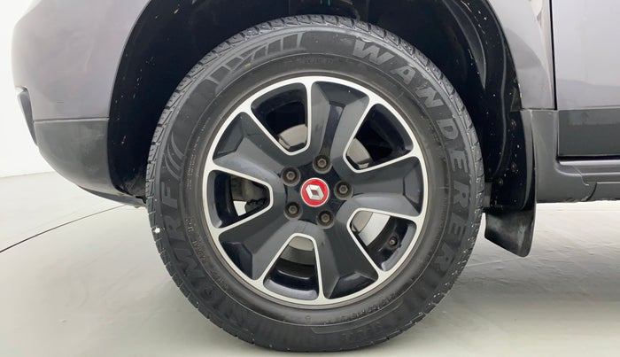 2017 Renault Duster RXS CVT 106 PS, Petrol, Automatic, 52,445 km, Left Front Wheel