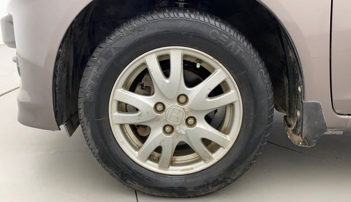 2014 Honda Brio VX MT, Petrol, Manual, 20,717 km, Left Front Wheel