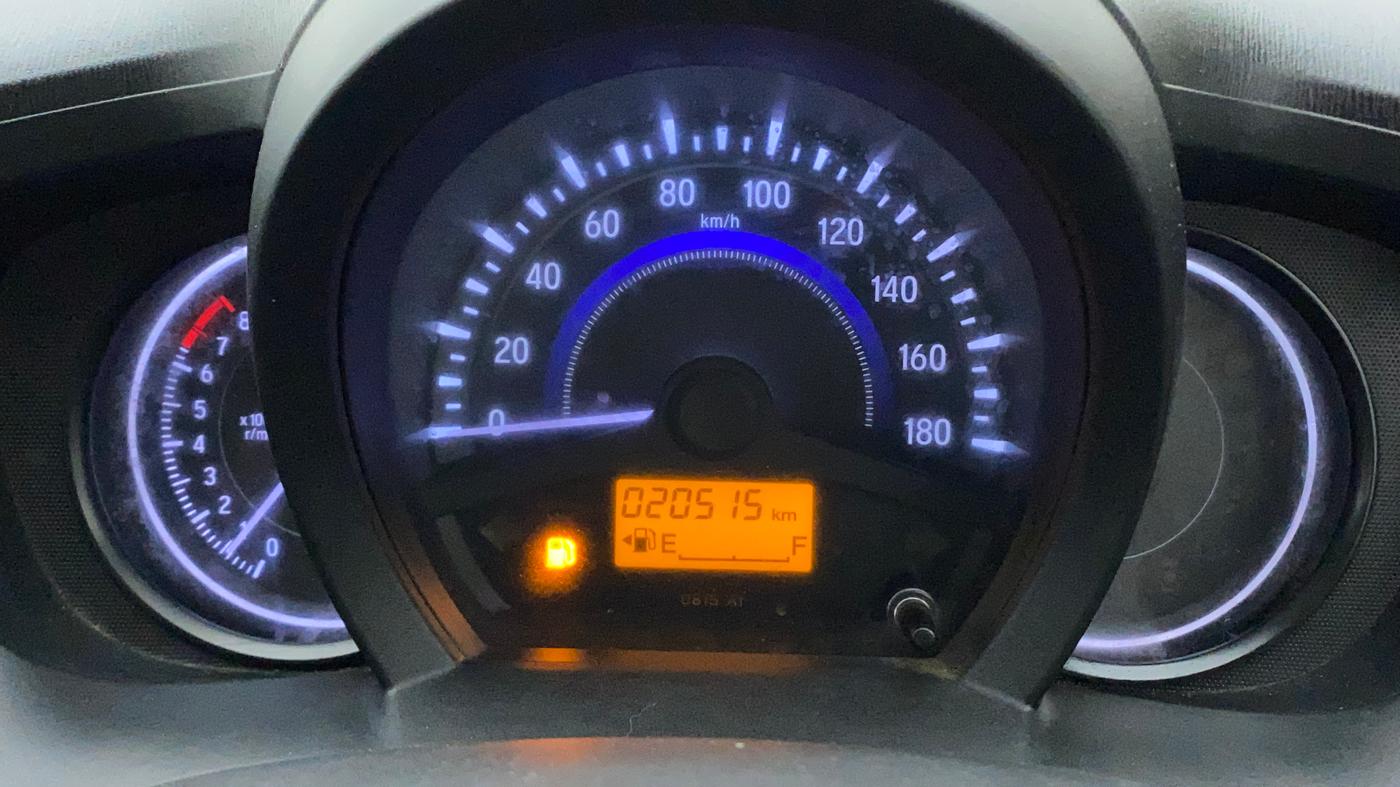 2014 Honda Brio VX MT, Petrol, Manual, 20,717 km, Odometer Image