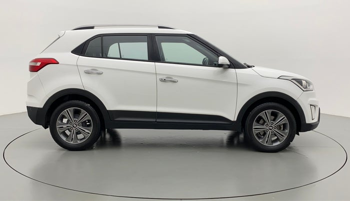 2017 Hyundai Creta 1.6 SX PLUS AUTO PETROL, Petrol, Automatic, 84,834 km, Right Side View