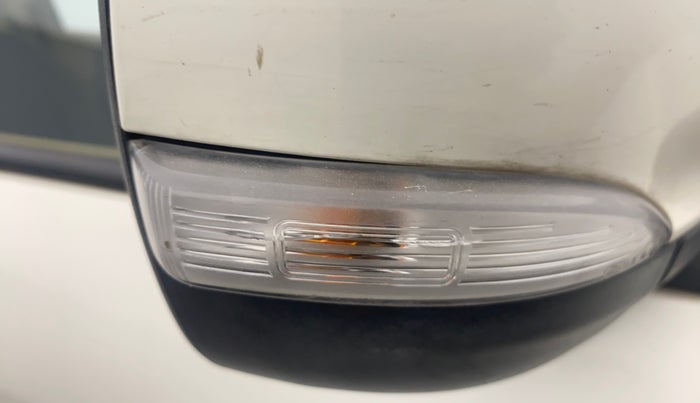 2021 Ford Figo Aspire TITANIUM 1.2 PETROL, Petrol, Manual, 50,107 km, Right rear-view mirror - Indicator light has minor damage