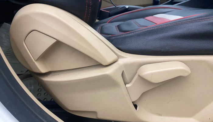 2021 Ford Figo Aspire TITANIUM 1.2 PETROL, Petrol, Manual, 50,107 km, Driver Side Adjustment Panel
