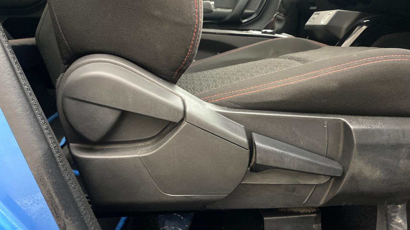 2023 Renault Kiger RXZ AMT, Petrol, Automatic, 8,339 km, Driver Side Adjustment Panel