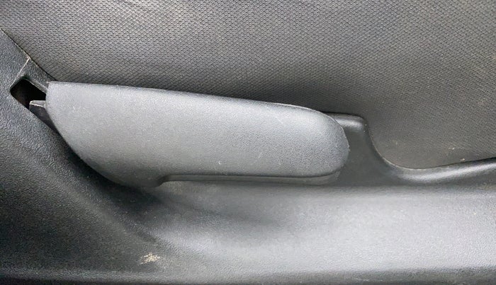 2017 Maruti Vitara Brezza VDI, Diesel, Manual, 42,241 km, Driver Side Adjustment Panel