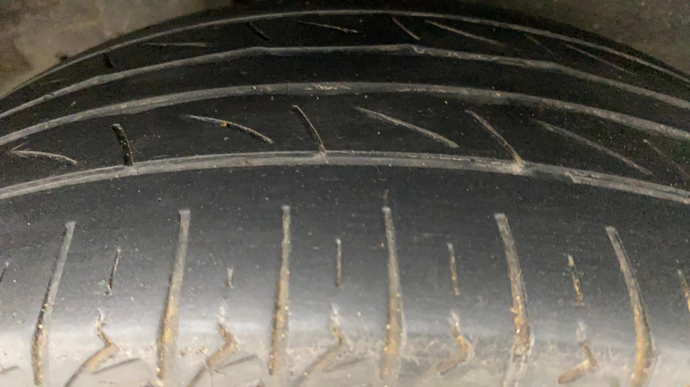 2012 Hyundai i20 MAGNA (O) 1.2, Petrol, Manual, 94,576 km, Left Rear Tyre Tread