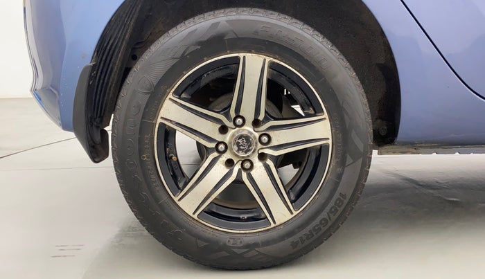 2012 Hyundai i20 MAGNA (O) 1.2, Petrol, Manual, 94,576 km, Right Rear Wheel