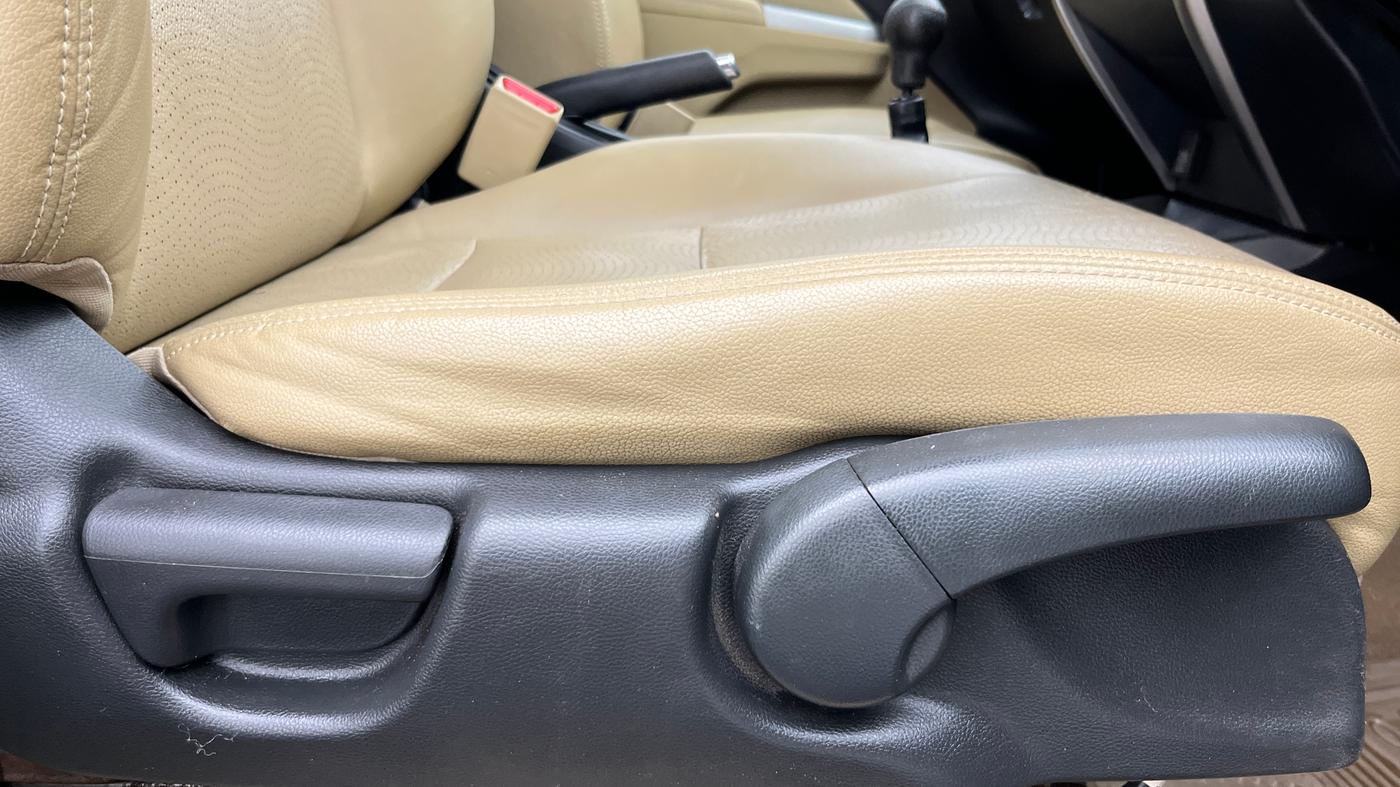 2015 Honda City 1.5L I-VTEC VX, Petrol, Manual, 73,372 km, Driver Side Adjustment Panel