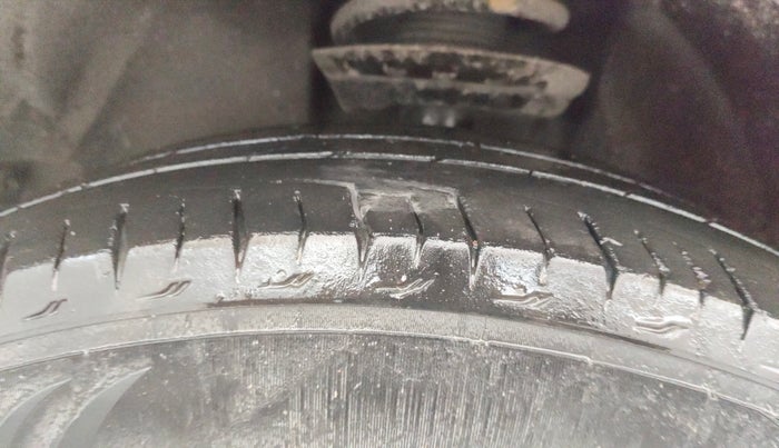 2023 Tata Harrier FEARLESS PLUS DARK EDITION, Diesel, Manual, 73,562 km, Left Front Tyre Tread