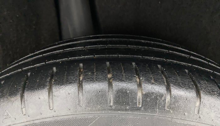 2018 Maruti Baleno ALPHA CVT PETROL 1.2, Petrol, Automatic, 54,210 km, Right Rear Tyre Tread