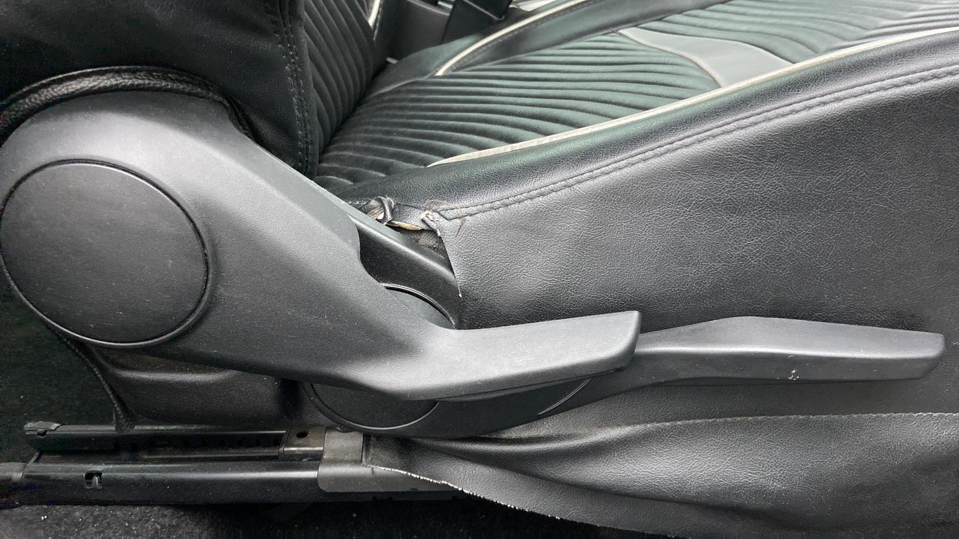 2018 Maruti Baleno ALPHA CVT PETROL 1.2, Petrol, Automatic, 54,210 km, Driver Side Adjustment Panel