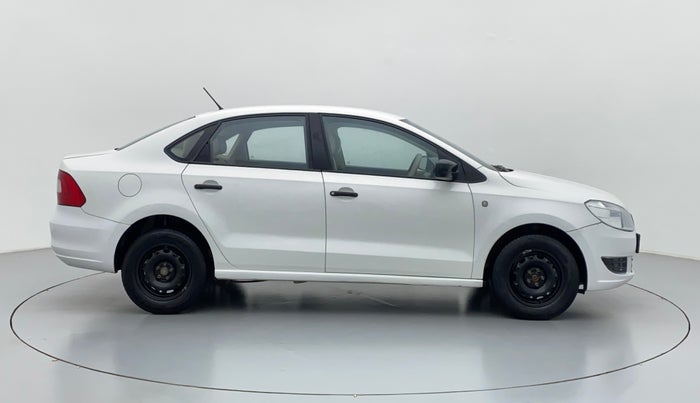 2014 Skoda Rapid 1.6 MPI MT ACTIVE, Petrol, Manual, 46,955 km, Right Side View