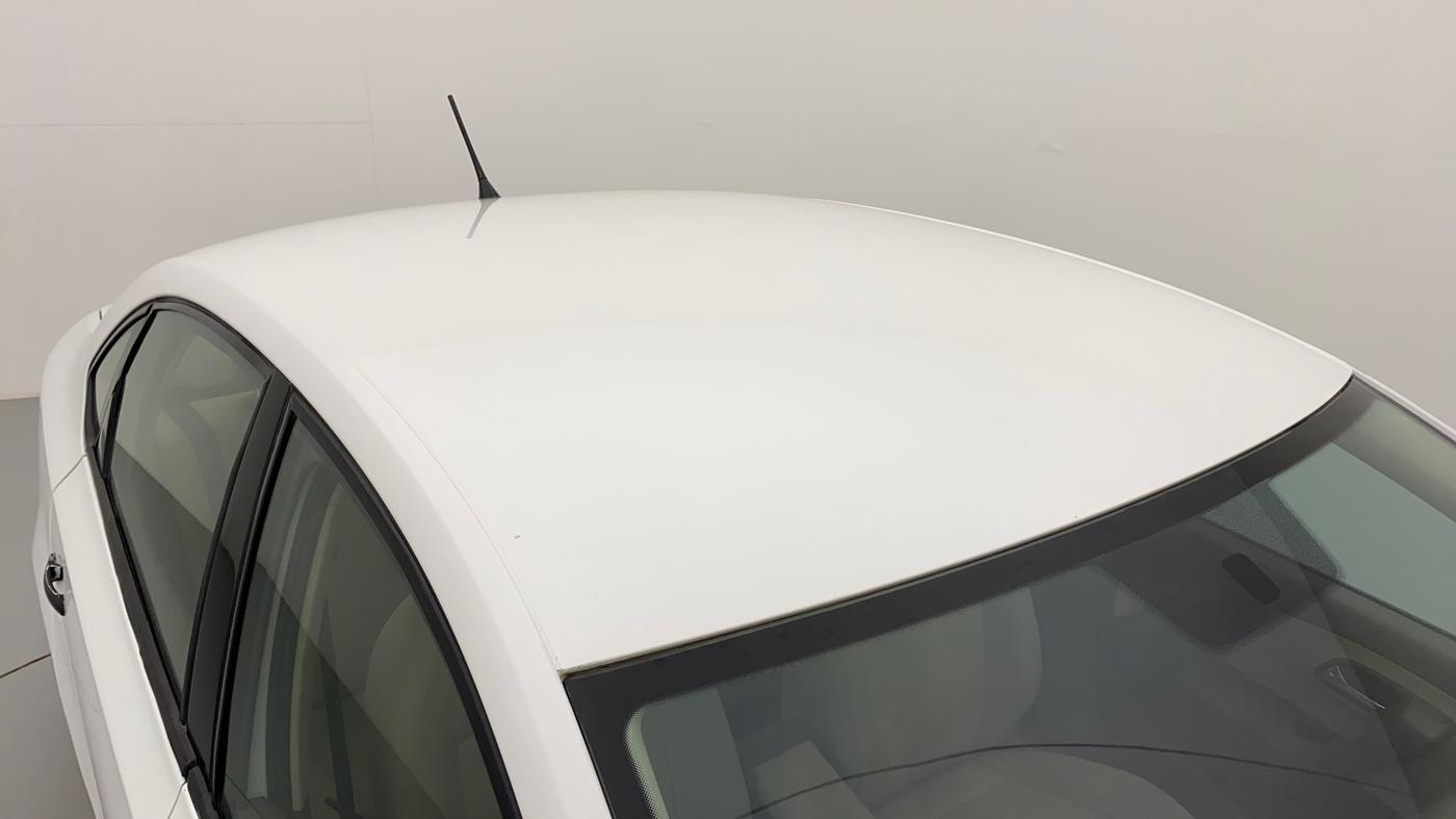 2014 Skoda Rapid 1.6 MPI MT ACTIVE, Petrol, Manual, 46,955 km, Roof
