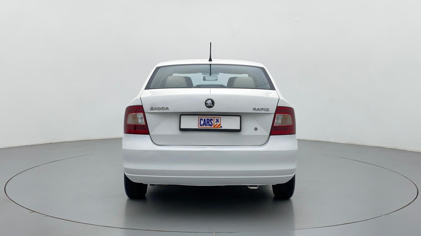 2014 Skoda Rapid 1.6 MPI MT ACTIVE, Petrol, Manual, 46,955 km, Back/Rear