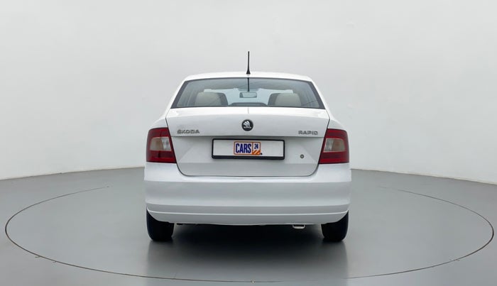 2014 Skoda Rapid 1.6 MPI MT ACTIVE, Petrol, Manual, 46,955 km, Back/Rear