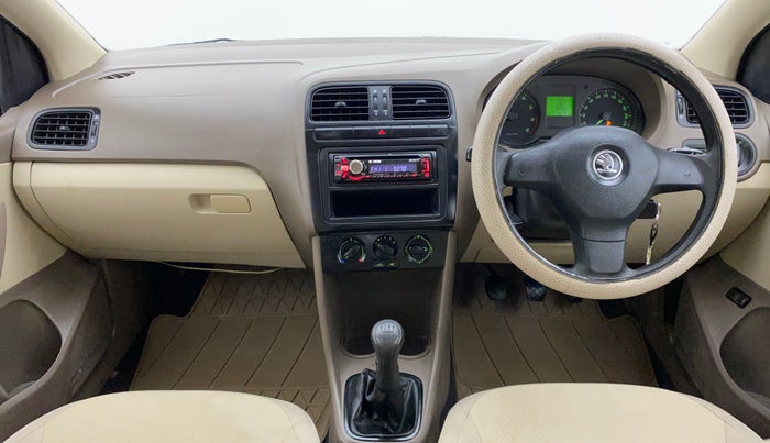 2014 Skoda Rapid 1.6 MPI MT ACTIVE, Petrol, Manual, 46,955 km, Dashboard