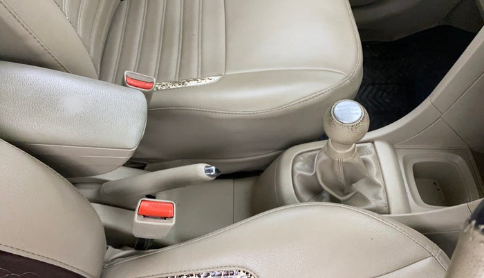 2016 Maruti Ertiga VXI CNG, CNG, Manual, 69,392 km, Gear Lever