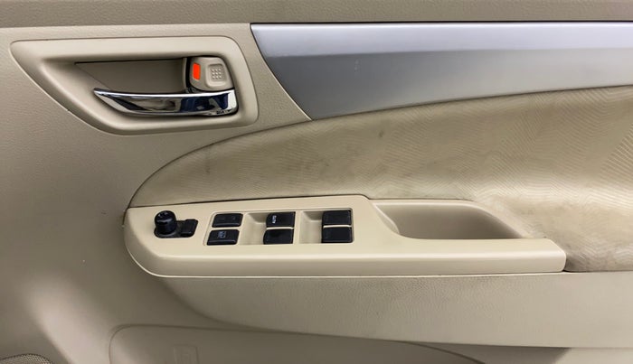 2016 Maruti Ertiga VXI CNG, CNG, Manual, 69,392 km, Driver Side Door Panels Control