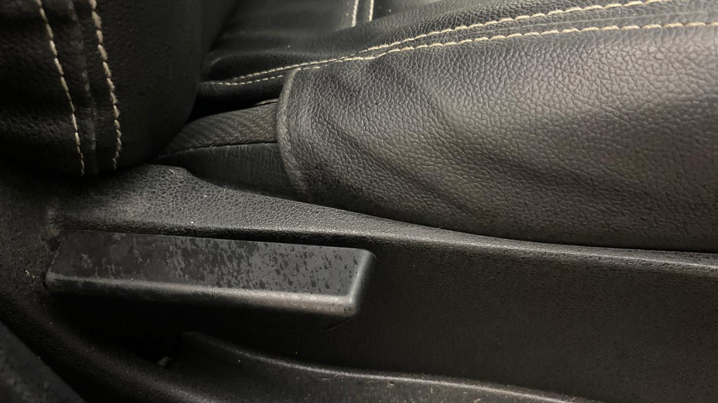 2019 Tata Tiago XZ PETROL, Petrol, Manual, 50,285 km, Driver Side Adjustment Panel