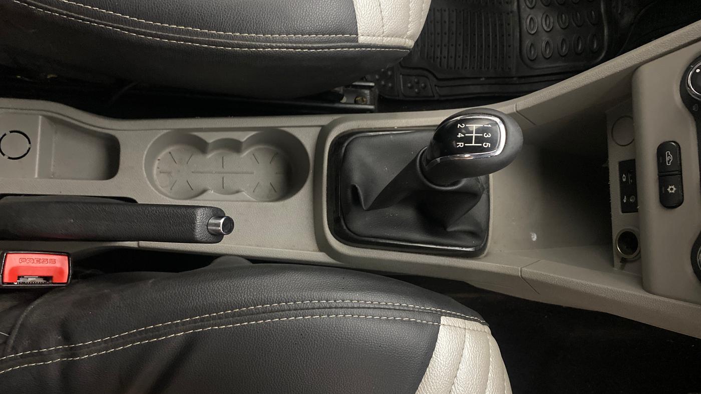 2019 Tata Tiago XZ PETROL, Petrol, Manual, 50,285 km, Gear Lever