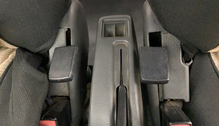 2011 Maruti Eeco 5 STR, Petrol, Manual, 80,949 km, Driver Side Adjustment Panel