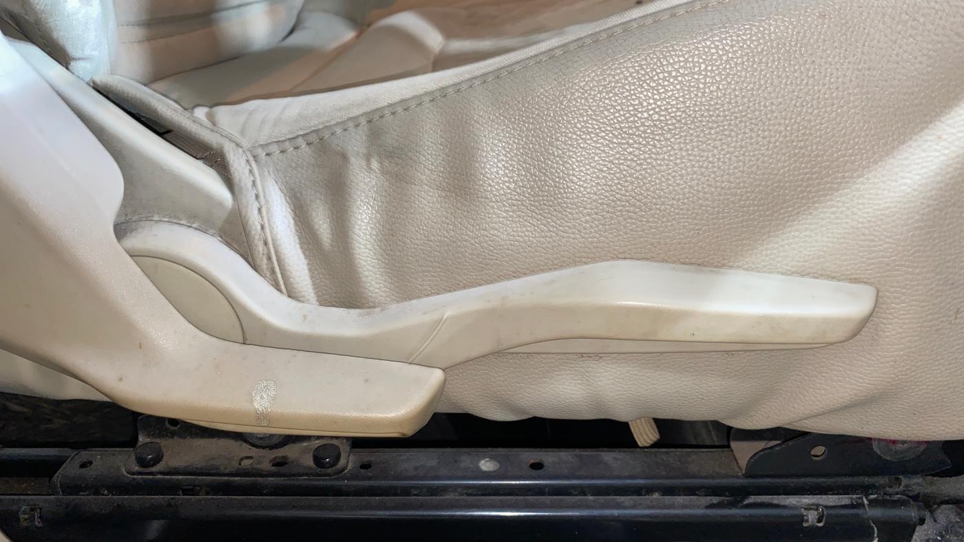 2019 Maruti Dzire VXI, Petrol, Manual, 63,555 km, Driver Side Adjustment Panel