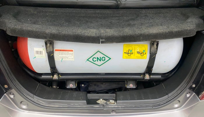 2018 Maruti Wagon R 1.0 LXI CNG, CNG, Manual, 66,027 km, Boot Inside